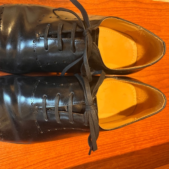 Black whole-cut shoes with broughing size. 42 (9 or 9 1/2) main image 7